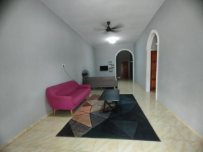 DAHLIA HOMESTAY Batu Pahat